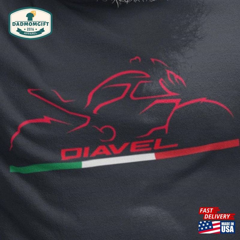 Diavel Red Mens Softstyle T-Shirt Hoodie Unisex