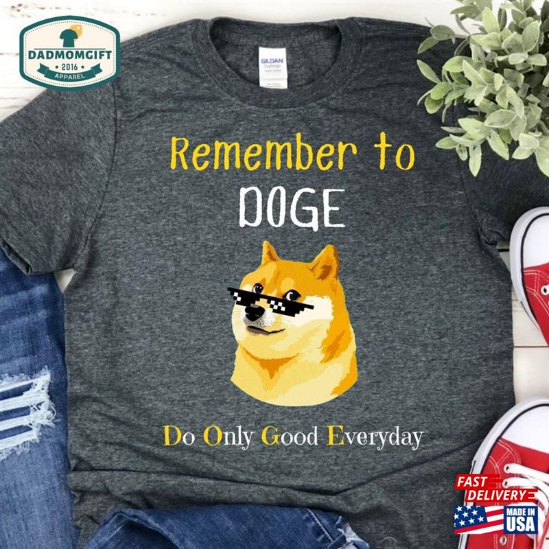 Dog Shirt For Men Women’s Inspirational Dogecoin Bitcoin Meme Funny Tshirt Hodl Christmas Gift T-Shirt Hoodie