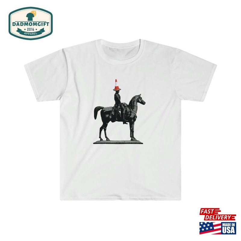 Duke Of Wellington Traffic Cone Shirt Glasgow Scotland Hoodie Sweatshirt