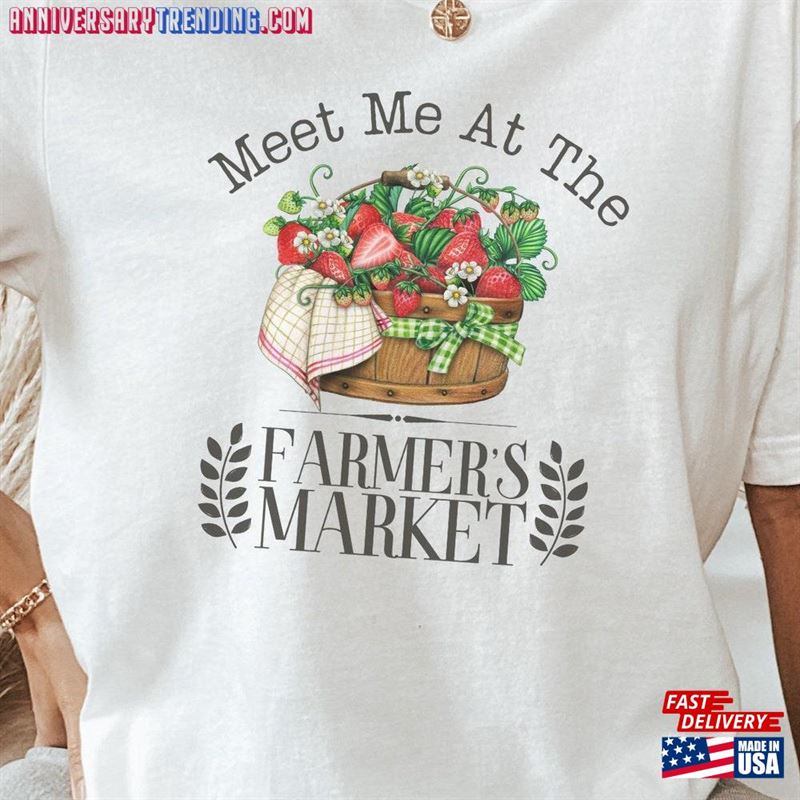 Farmers Market Fresh Strawberries T-Shirt For A Cottagecore Outfit Womens Graphic Tee In Unisex Size -Bipubunny Store