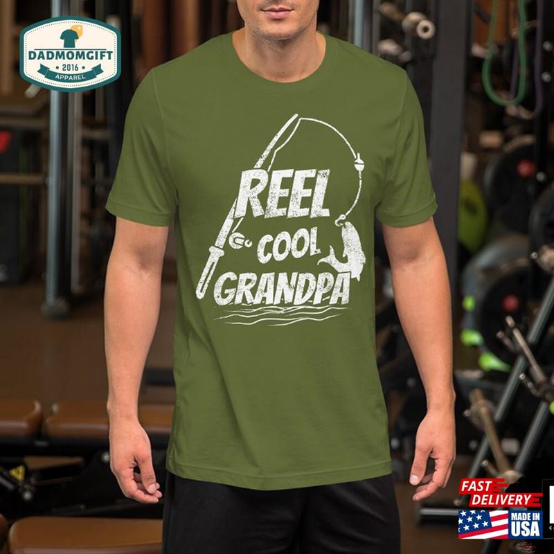 Fishing Shirt For Grandpa Tee Fisherman Classic T-Shirt