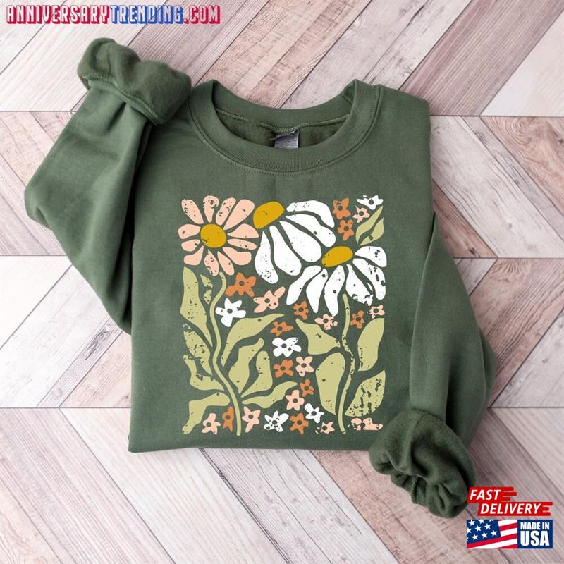 Flowers T-Shirt Boho Wildflowers Floral Nature Shirt Oversized Shirts Classic Hoodie – Bipubunny Store