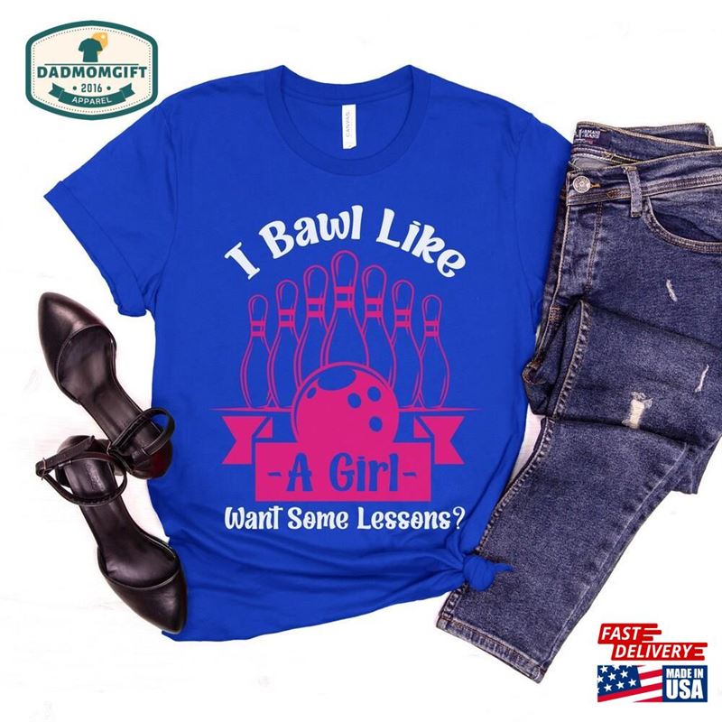 Funny Bowling Shirt For Women Queen Girl Bowler Classic T-Shirt