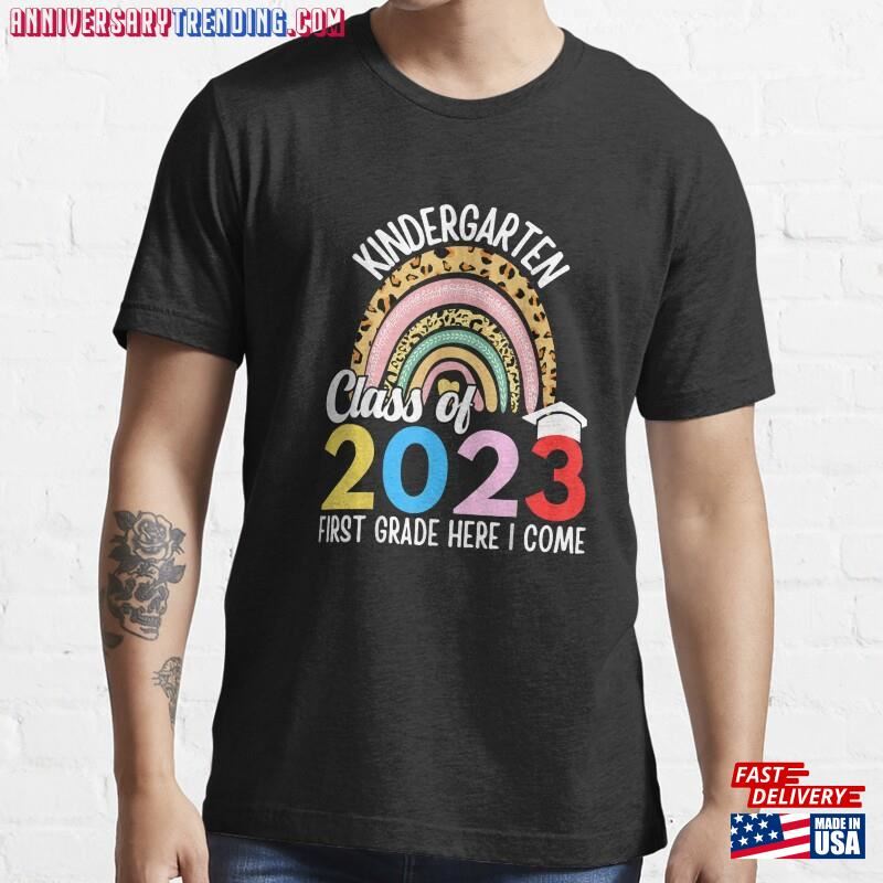 Funny Kindergarten Class Of 2023 First Grade Here I Come T-Shirt Sweatshirt Classic – Bipubunny Store