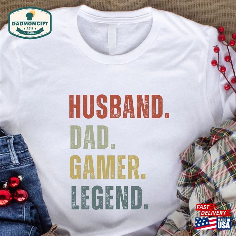 Gamer Dad Gift Legend Husband Daddy Papa T-Shirt Gaming Shirt Gifts For Him Father’s Day From Wife Video Game Tee Men Classic