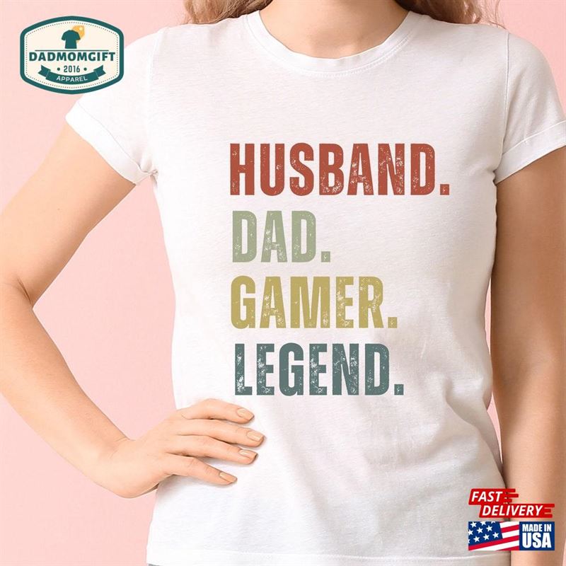 Gamer Dad Gift Legend Husband Daddy Papa T-Shirt Gaming Shirt Gifts For Him Father’s Day From Wife Video Game Tee Men Classic