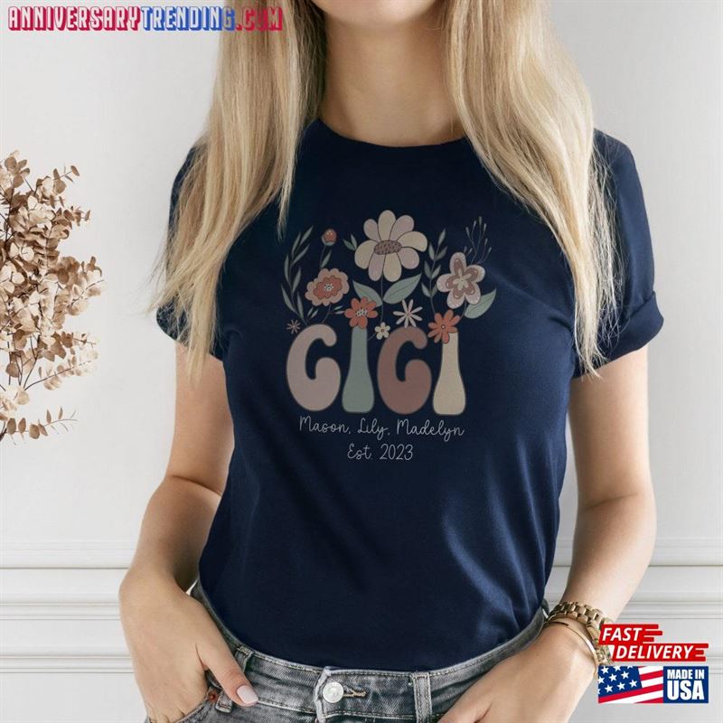 Gigi Shirt Gift For Grandma Birthday Personalized Name Grandmother Classic Hoodie – Bipubunny Store