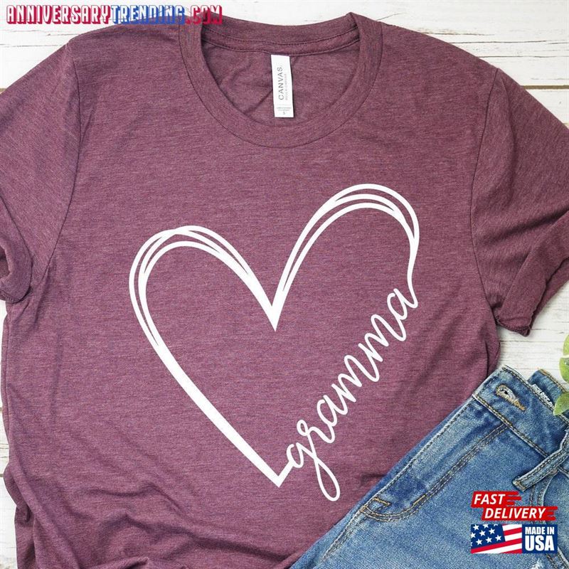 Gramma Heart Shirt For Grandma Gift Mother’s Day Classic Unisex – Bipubunny Store