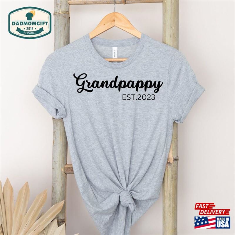 Grand Poppy Est 2023 Shirt Grandpop To Be Grandpoppy Sweatshirt Hoodie Classic