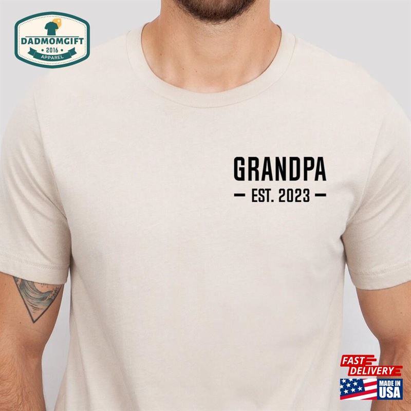 Grandpa Est 2023 Pocket T-Shirt New Gift Father?S Day Gifts For Grandfather Hoodie Sweatshirt