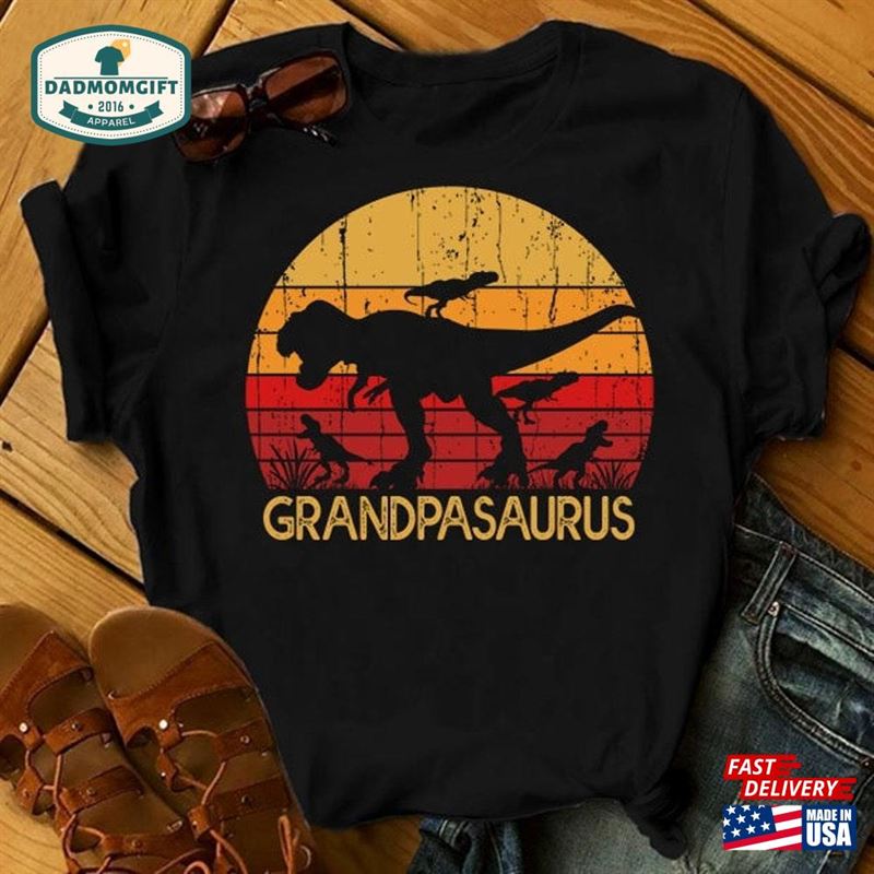 Grandpa Saurus Vintage Shirt Father Sweatshirt T-Shirt