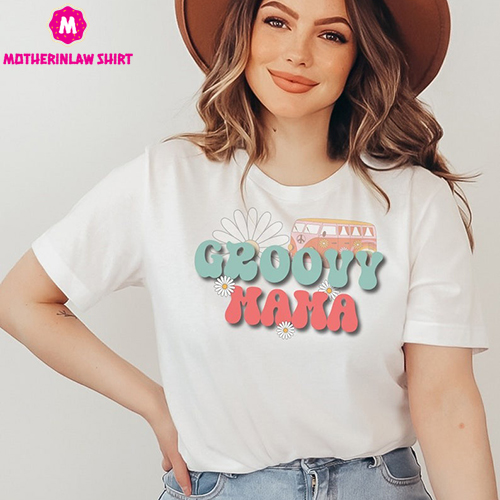 Groovy Mama Shirt, Seventies, Flower Child, Cute 70s, Pregnancy Reveal, Smiley Face, Hippie Apparel, Mothers Day, Retro Mom, Trendy Vibes