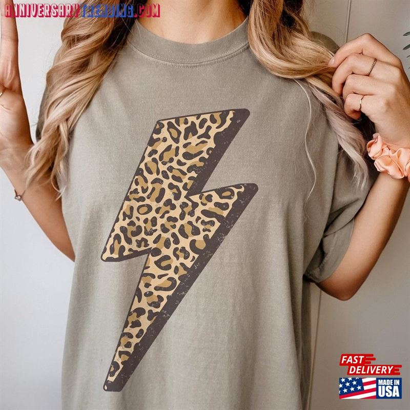 Leopard Lightning Bolt Vintage Vibe Comfort Colors Graphic Tee Unisex T-Shirt – Bipubunny Store