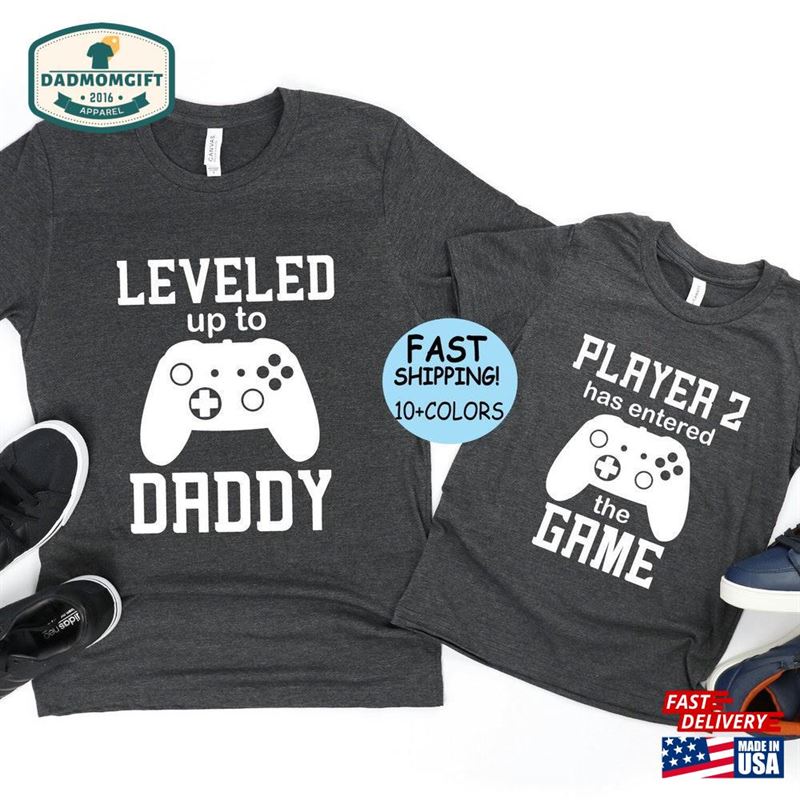 Leveled Up To Daddy Matching Dad Shirt New Father Gift Classic Hoodie