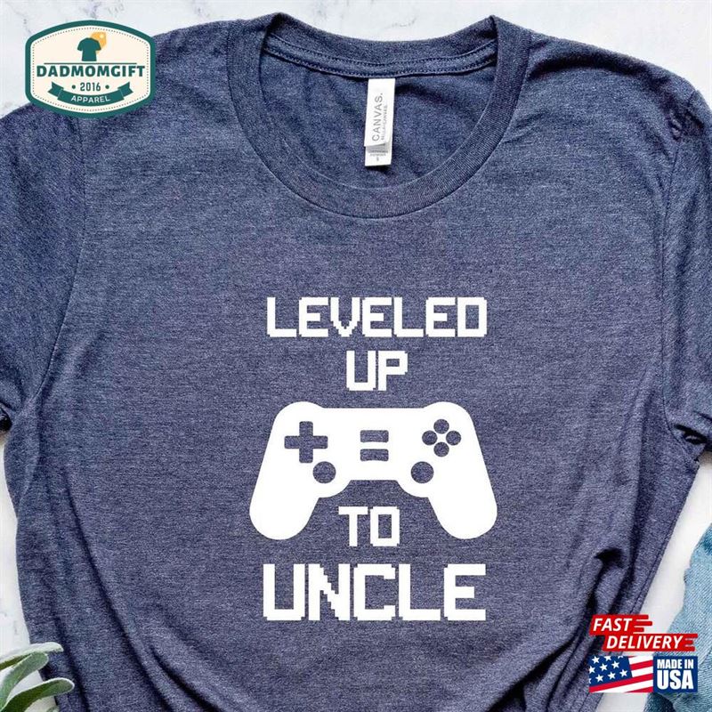 Leveled Up To Uncle T-Shirt Unisex Hoodie