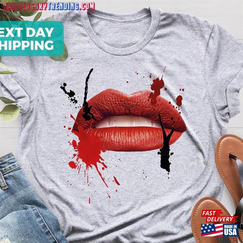 Lip Print Shirt Valentines Day Kiss Me Shirts Sweatshirt T-Shirt – Bipubunny Store