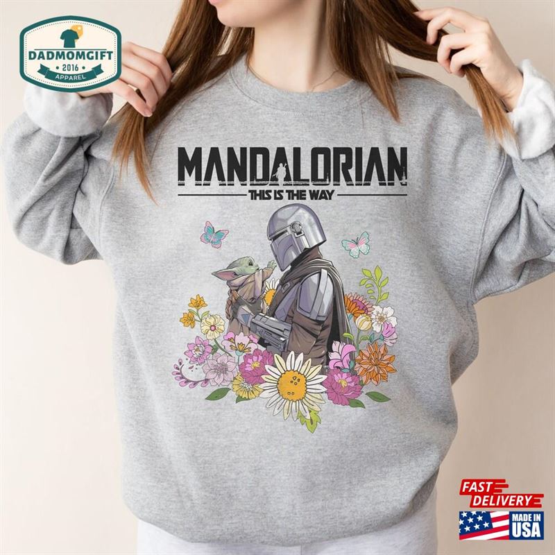 Mandalorian Grogu Shirt Star Wars This Is The Way Classic T-Shirt