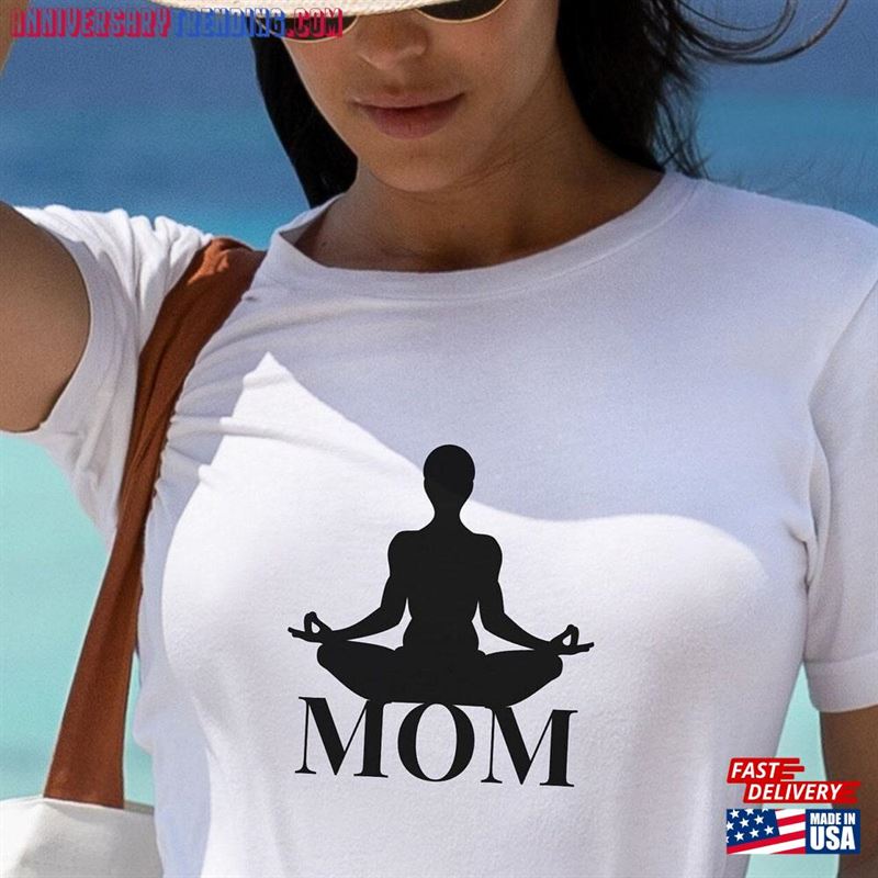 Mom Yoga Shirt Mother’s Day Gift Unisex T-Shirt – Bipubunny Store