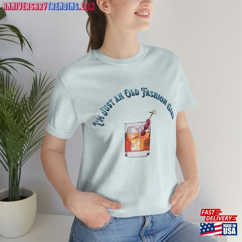 Old Fashion Girl Tshirt Women’s Mother Classic Unisex – Bipubunny Store