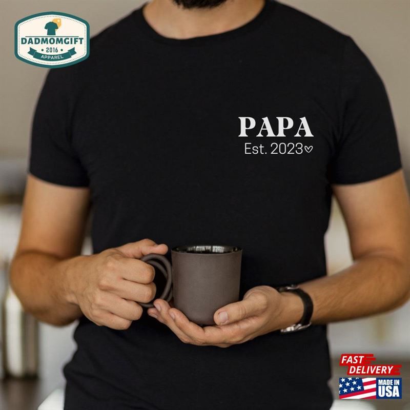 Papa Est 2023 Father’s Day T Shirt Classic Sweatshirt