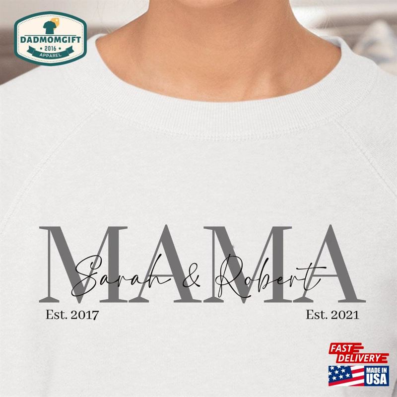 Papa T-Shirt Personalized Mom Gift Father’s Day Birthday Birth Dad Family Hoodie Classic