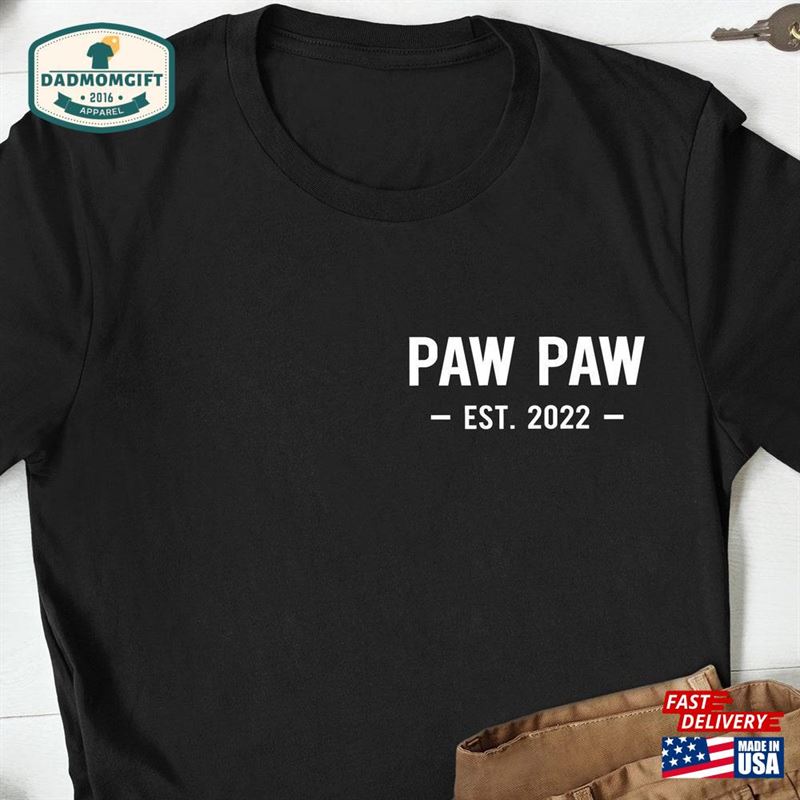 Paw Est 2022 Shirt New Baby Announcement To Grandpa Hoodie T-Shirt