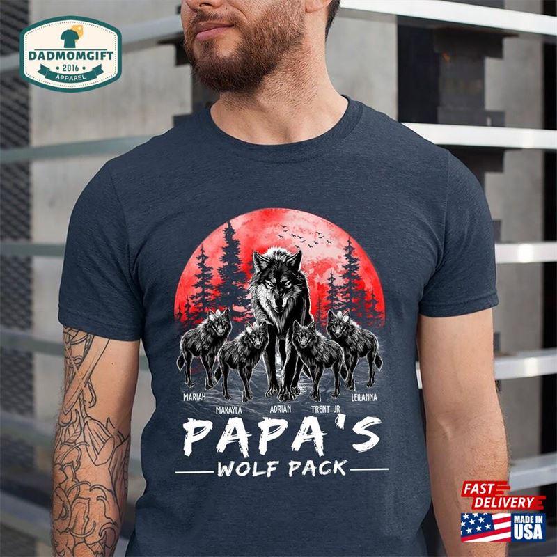 Personalized Papa’s Wolf Pack T-Shirt Shirt With Name Hoodie Sweatshirt