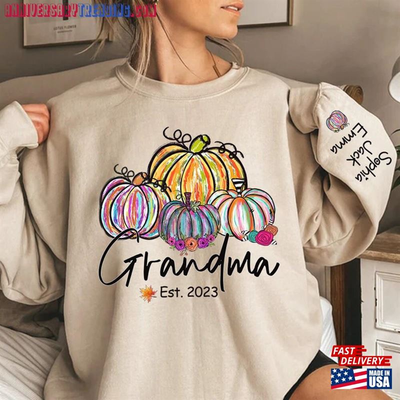 Personalized Pumpkin Grandma Est Year And Kids Sweatshirt Pumpkins Fall Autumn On Sleeve Shirt Classic Hoodie -Bipubunny Store