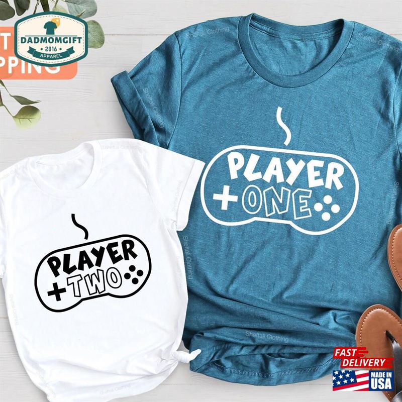 Player One Two Gamer Shirt Dad And Baby Matching Shirts Fathers Day Me Outfits T-Shirt Classic