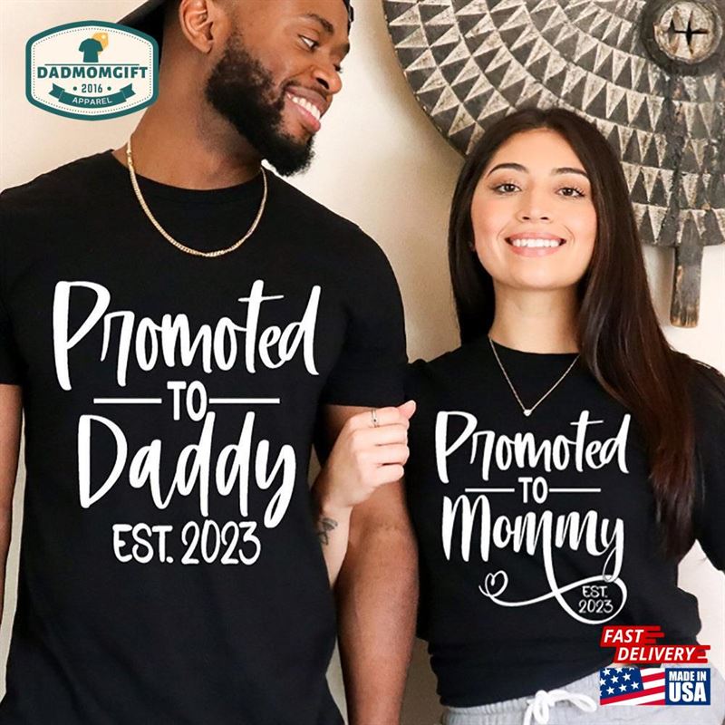 Promoted To Mommy And Daddy Est 2023 Matching Tees New Mother Unisex Sweatshirt