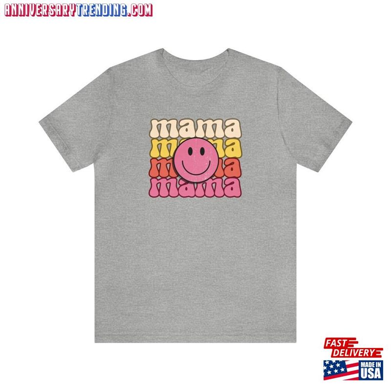 Retro Mama T-Shirt L Smiley Face Tee Groovy Mamma Short Sleeve Gifts For Mom Trendy Mother’s Day Gift Idea Sweatshirt Classic – Bipubunny Store