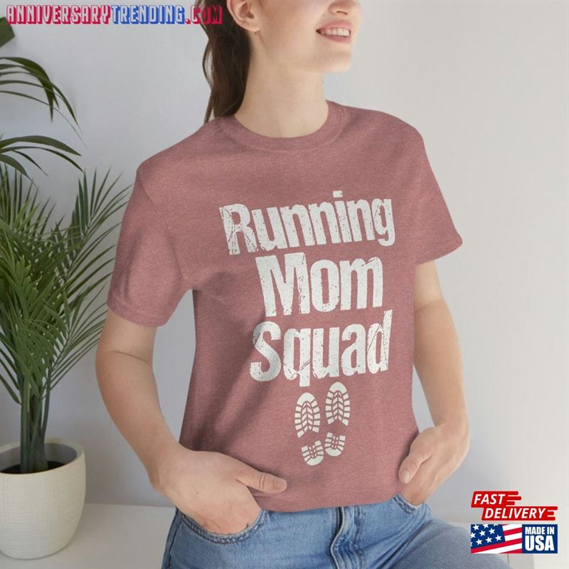 Running Mom Squad Shirt Marathon Sweatshirt T-Shirt – Bipubunny Store