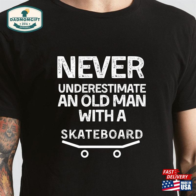 Skateboarder Shirt Gift For Dad Classic Sweatshirt