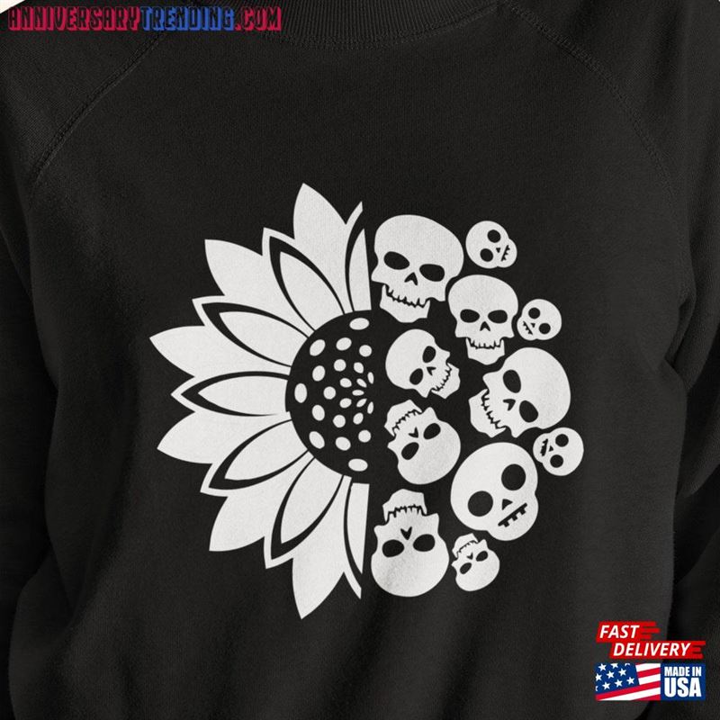 Skulls And Daisies Mothers Day Girl Power Flower Design Unisex Hoodie -Bipubunny Store