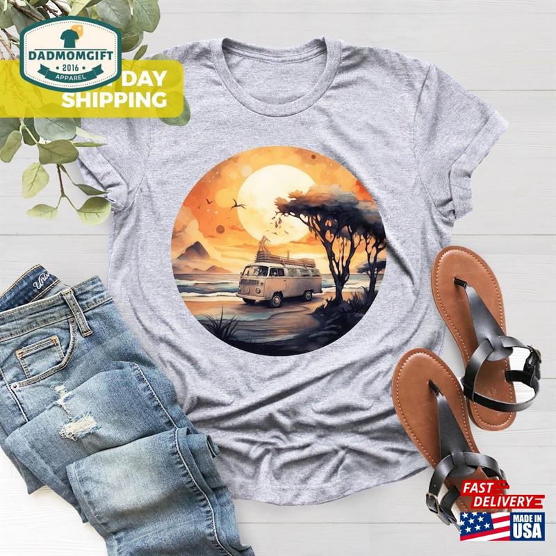 Sunset Vintage Car Shirt Classic Sweatshirt