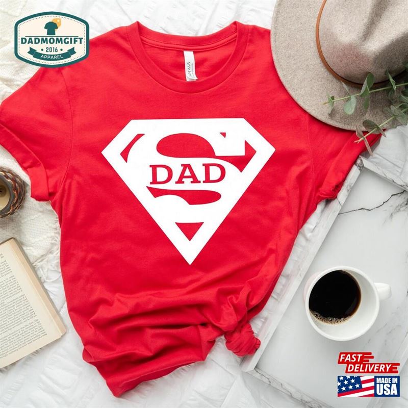 Super Dad Father’s Day Shirt Gift Superhero T-Shirt Classic