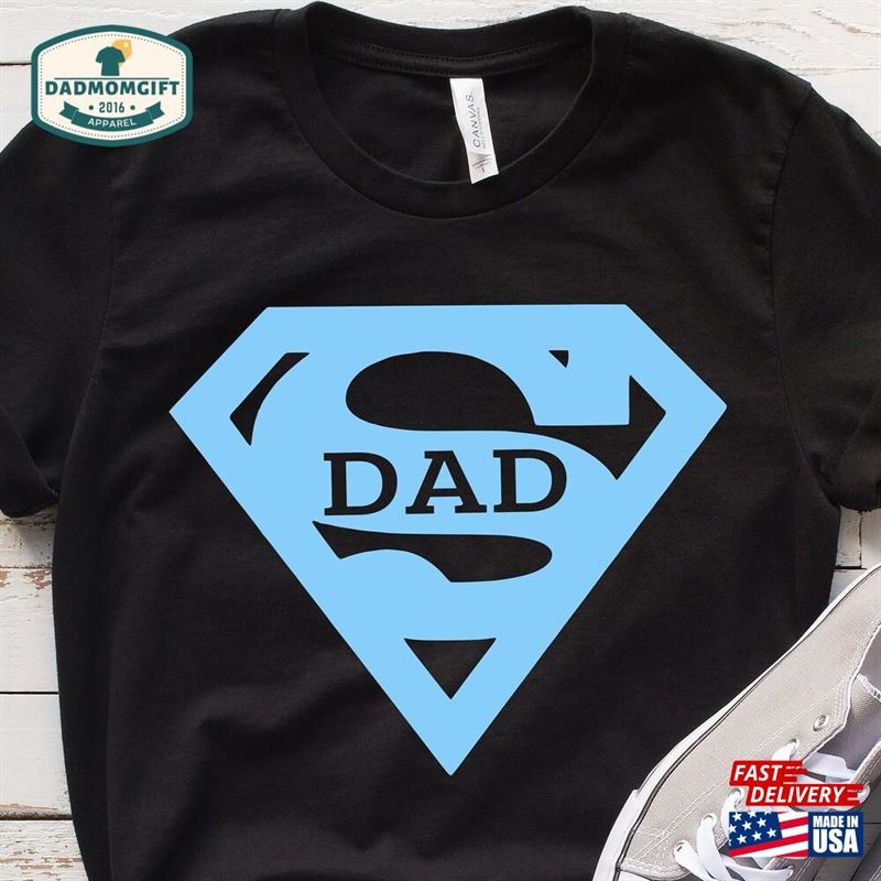 Super Dad Father’s Day Shirt Gift Superhero T-Shirt Classic