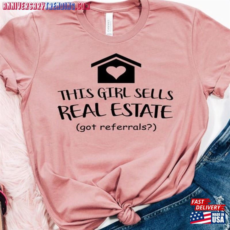 This Girl Sells A Real Estate Shirt T Gift For Realtor T-Shirt Unisex – Bipubunny Store