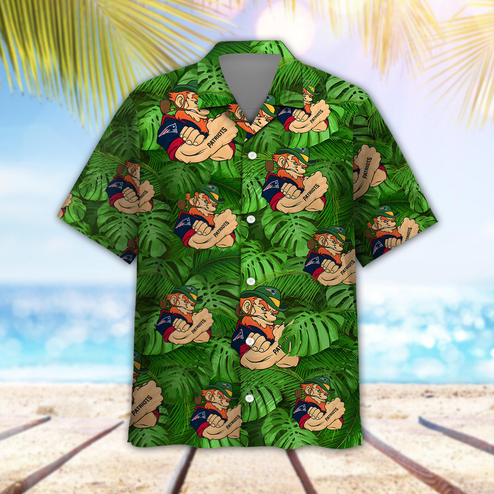 New England Patriots Leprechaun St. Patrick’s Day Hawaiian Shirt Hot Trendy Summer 2024