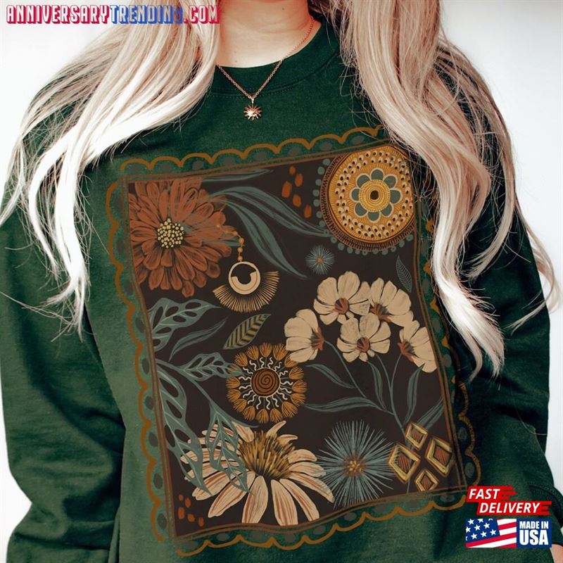 Boho Floral Cottagecore Sweatshirt Fall Flowers Nature T-Shirt Wildflower Garden Hoodie Classic