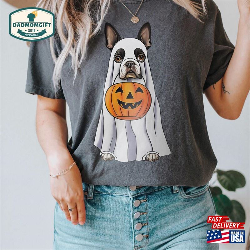 Boston Terrier Halloween Comfort Colors Tee Funny Fall Wearing A Ghost Costume With Pumpkin Basket Unisex T-Shirt Sweatshirt