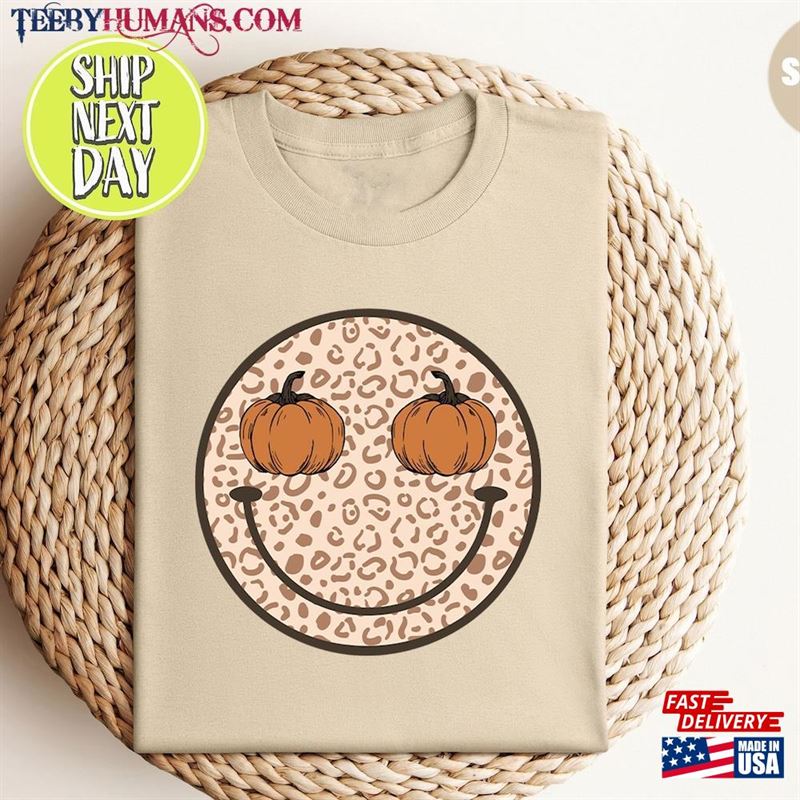 Checker Pumpkin Happy Face Thanksgiving T-Shirt Tee Cute Fall Shirts Unisex Classic