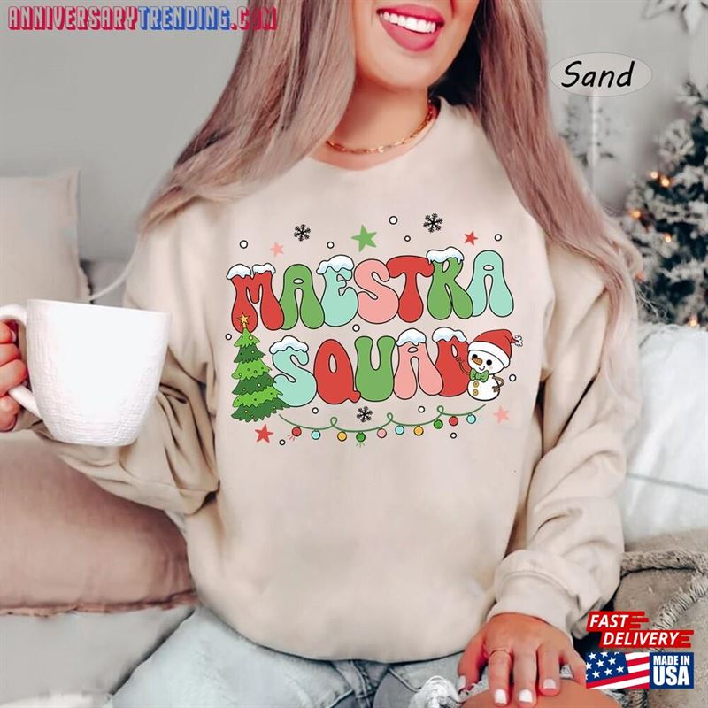 Christmas Maestra Shirt Xmas Sweatshirt For Teacher Spanish Hoodie Classic