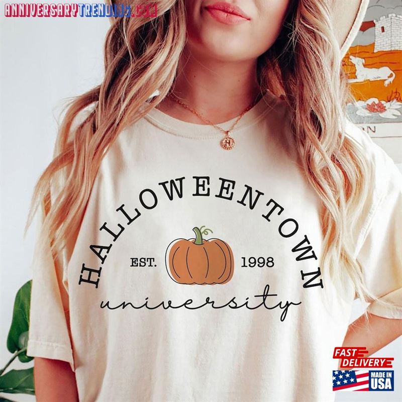 Comfort Colors? Halloweentown University T Shirt Gifts For Halloween Unisex Hoodie