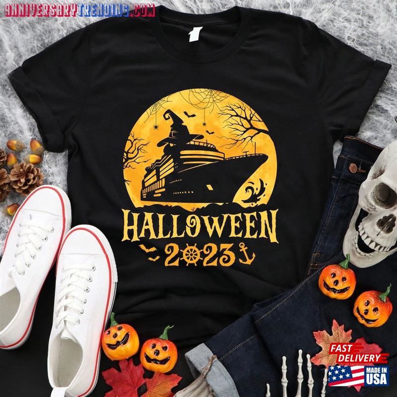 Cruise Halloween 2023 Shirt Spooky Season T Sweatshirt Classic