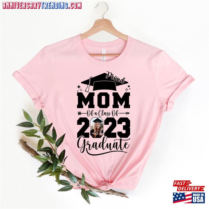 Custom Senior Shirt Personalized Graduation Shirts Class Of 2023 Family T-Shirt Sweatshirt