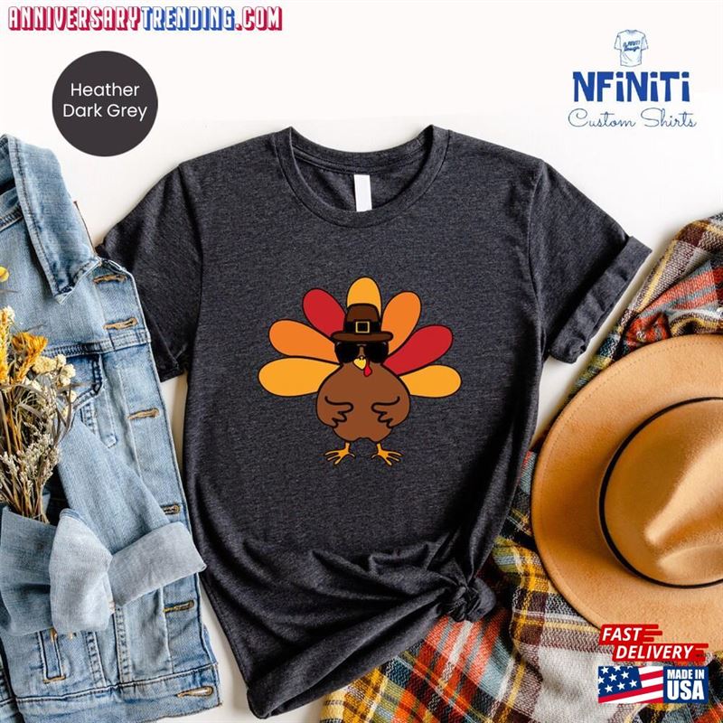 Cute Turkey Thanksgiving Shirts Fall Vibes Shirt Hoodie T-Shirt