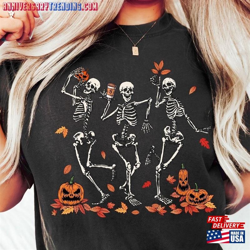 Dancing Skeleton Halloween Shirt Pumpkin Sweatshirt 2023 Hoodie Classic