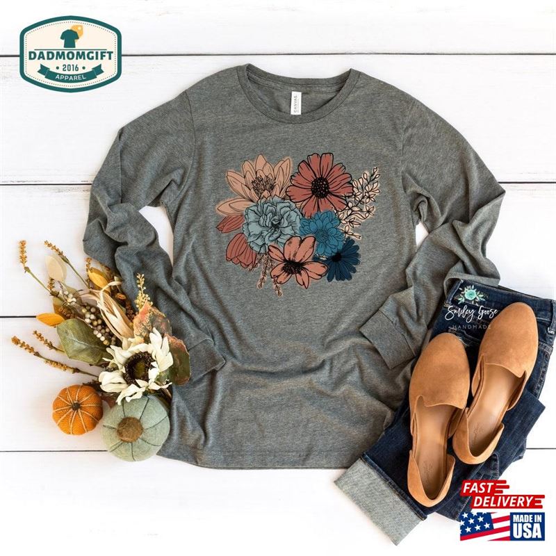 Fall Floral Long Sleeve T-Shirt Flowers Shirt Autumn Vibes Cute Mom Women’s Graphic Tees Hoodie