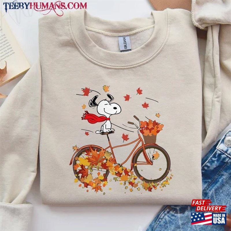 Fall Snoopy Sweatshirt Halloween Unisex Autumn Leaves Pumpkin T-Shirt